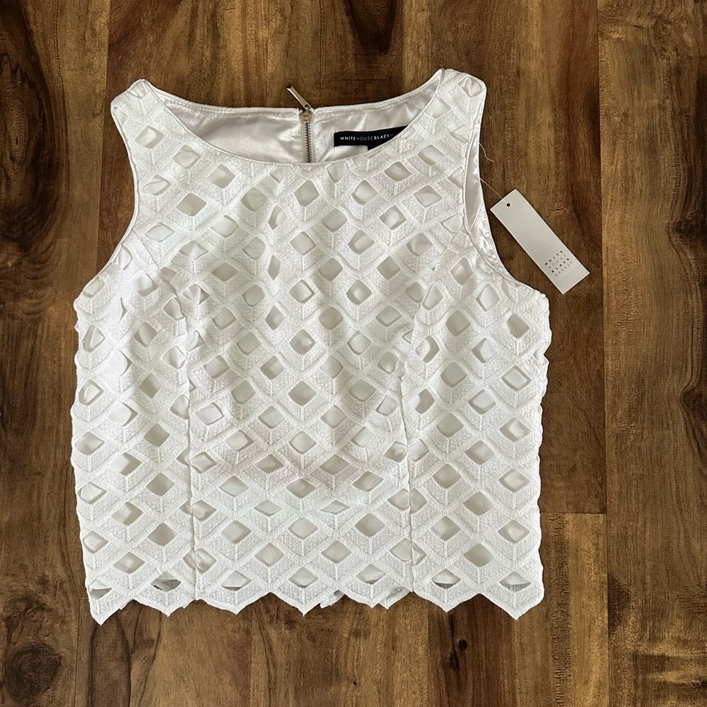 White House Black Market Crop Lattice Crochet Blouse Zip Up - sz 4